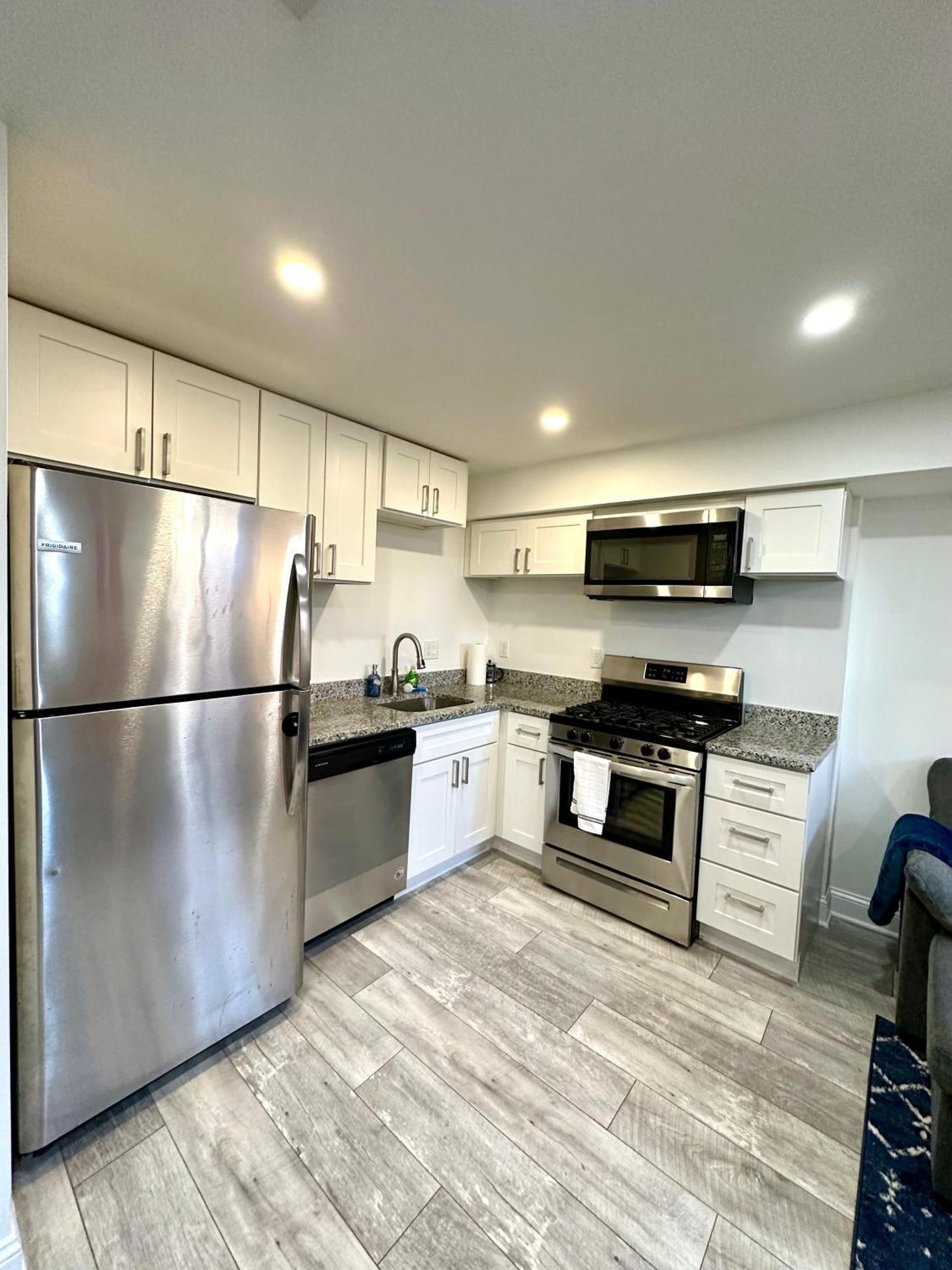 Апартаменти Stylish 1 Bed - 5 Min Walk To Metro, Free Parking! Вашингтон Екстер'єр фото